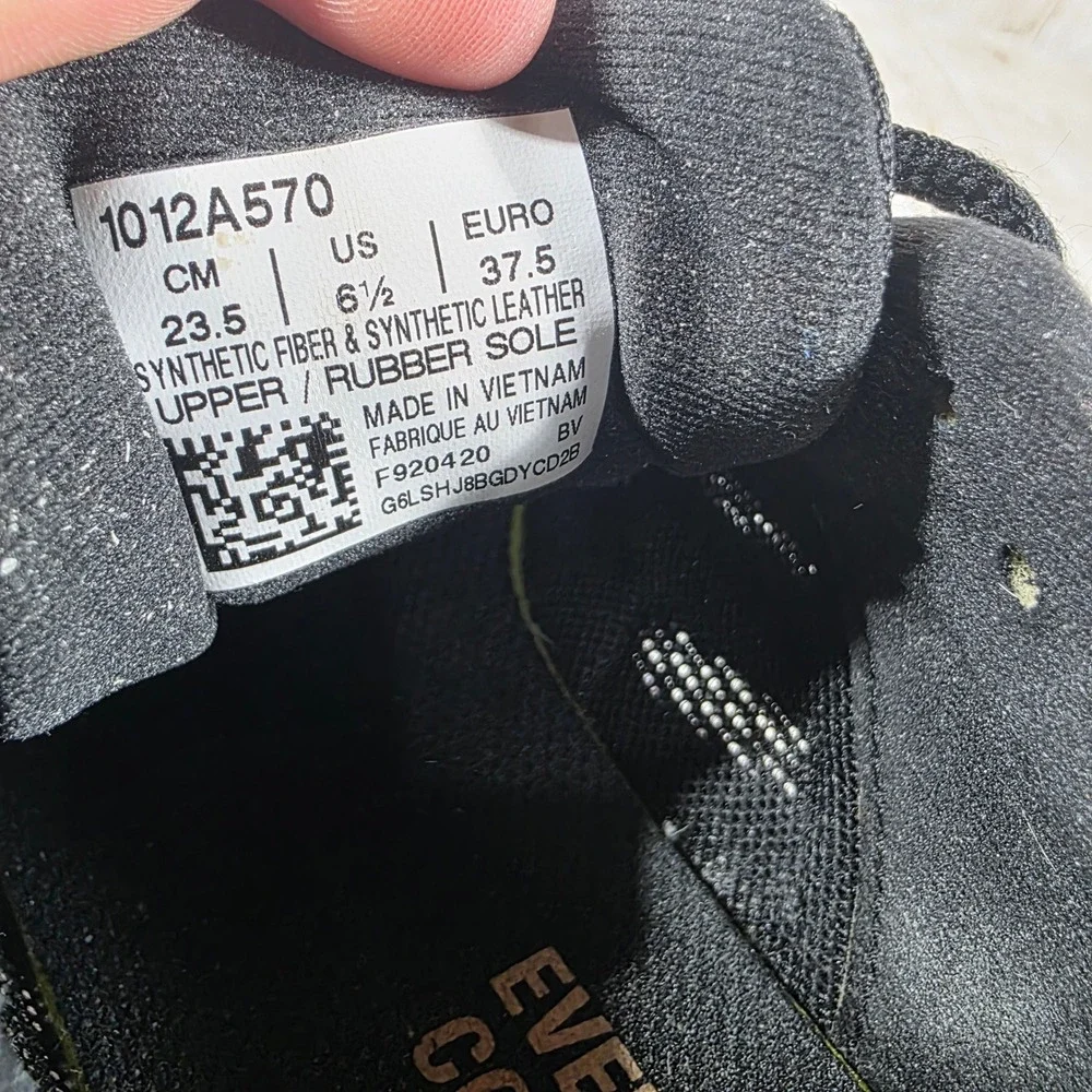ASICS Gel-Contend‎ 6 Womens Running Shoes Black Rose Gold 1012A570 Size 6.5